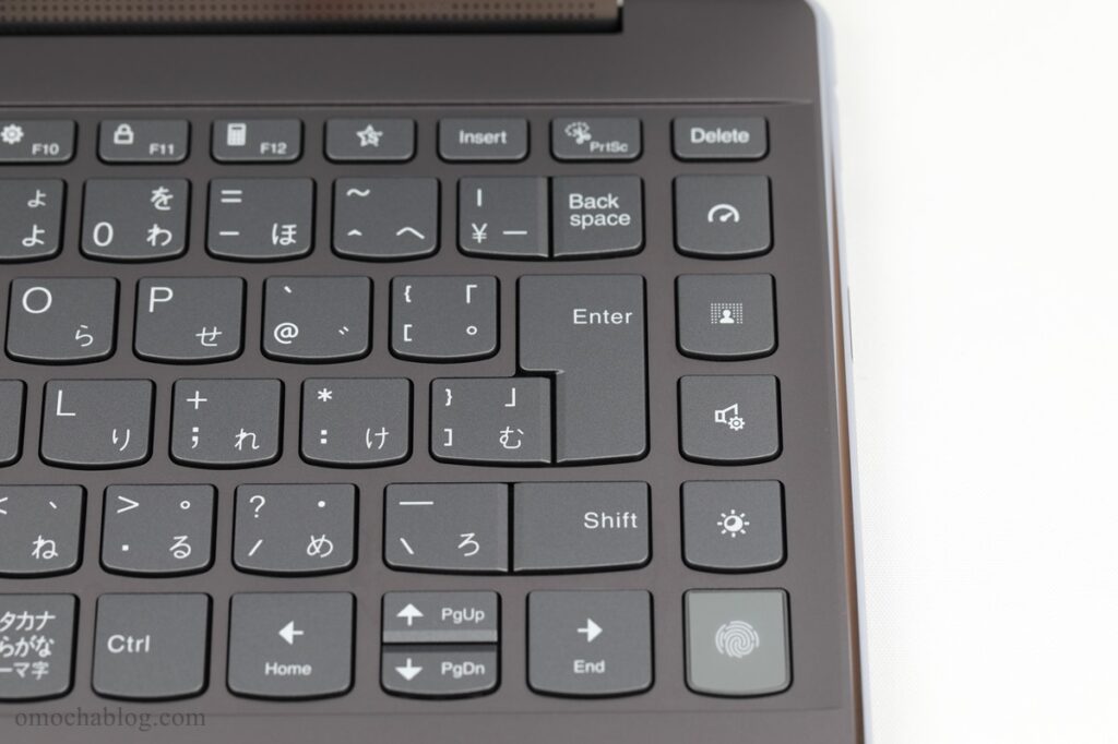 YOGA970iのキーボードの右端